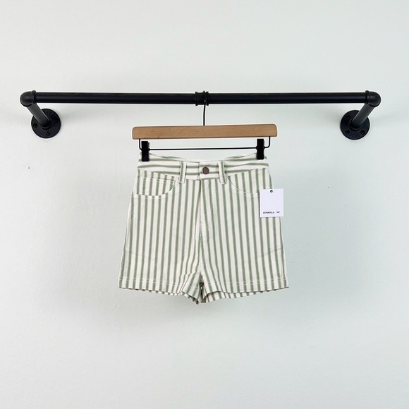 NWT O’Neill Sommers Striped Linen Blend Short Shorts - Picture 4 of 7